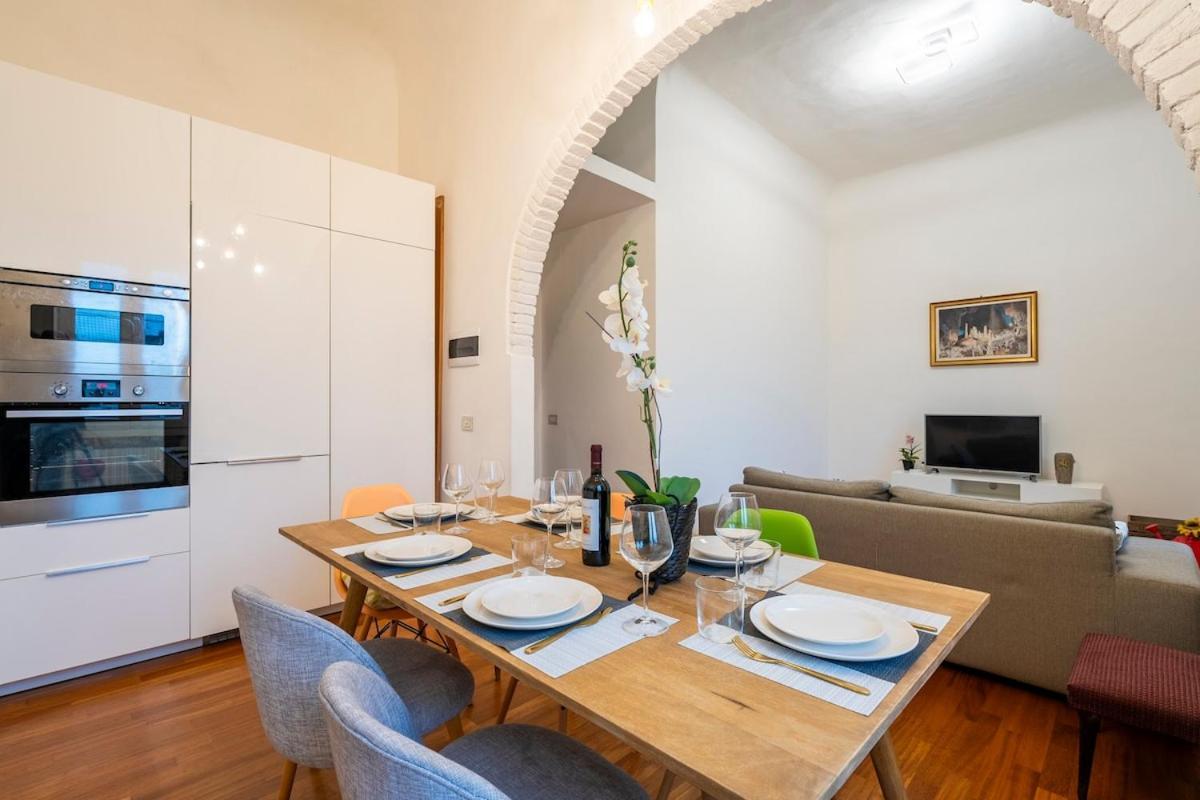 Orcagna Apartment